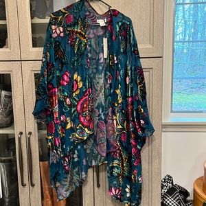 Shawl/poncho/cape with arm holes, green floral, Rayon with velvet like flowers